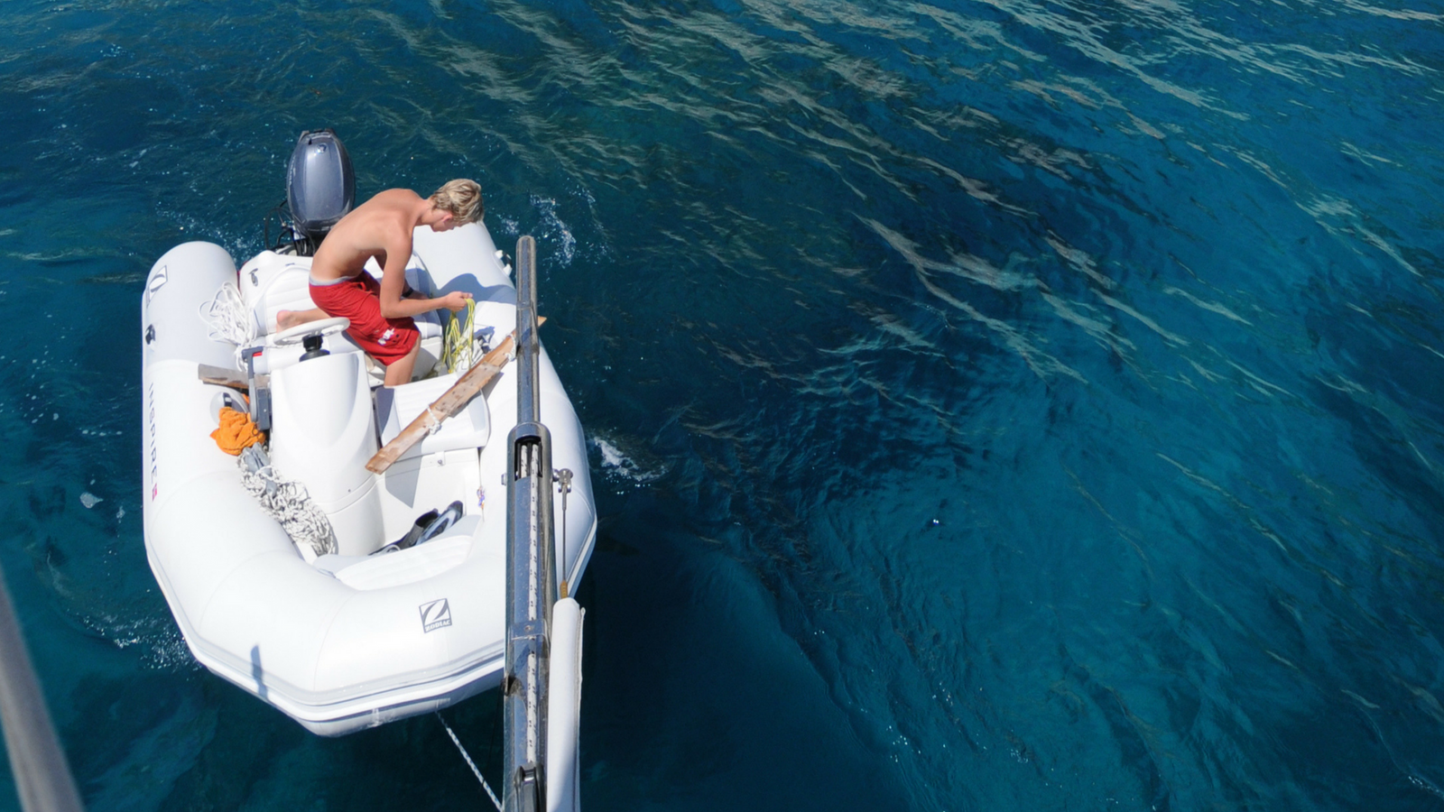 simon sivertsen making ready subwing prototype in rib