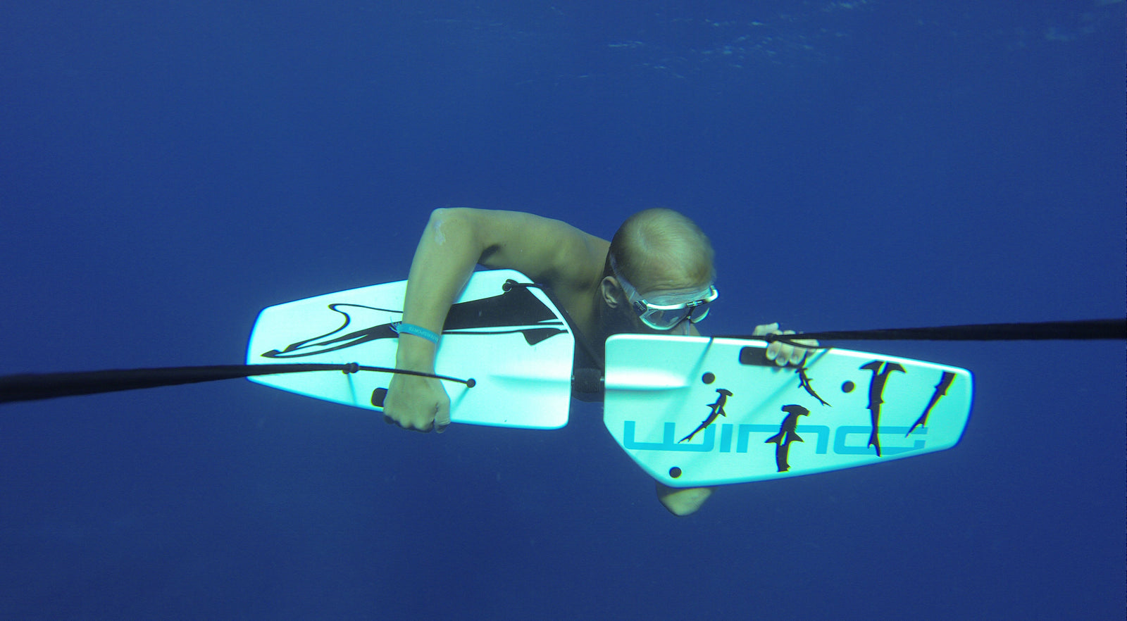 subwing performing fast spin trick